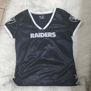 Raiders team apparel